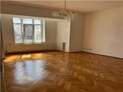 Apartament 4 camere Soseaua Cotroceni