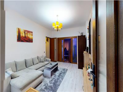 Apartament 3 camere centrul vechi 83 mp
