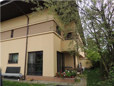 Vila 6 camere corbeanca, complex rose garden, piscina