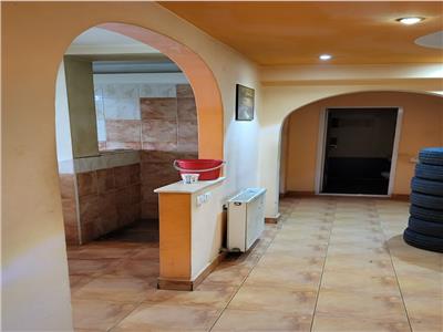 Vindem apartament cu 4 camere parter zona teilor - dacia