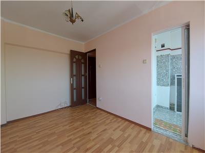 Garsoniera calea nationala, langa profi!