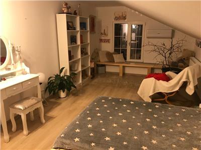 De vanzare ap cu 3 camere  fond nou etaj 1 .  trivale..complex  3
