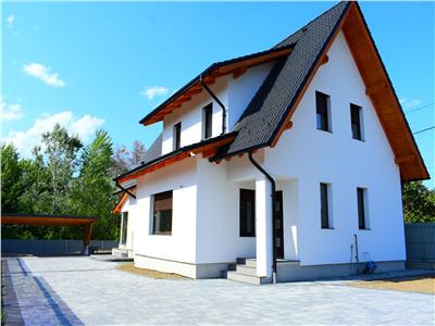 Pentru pretentiosi vanzare vila  ultramoderna la cheie