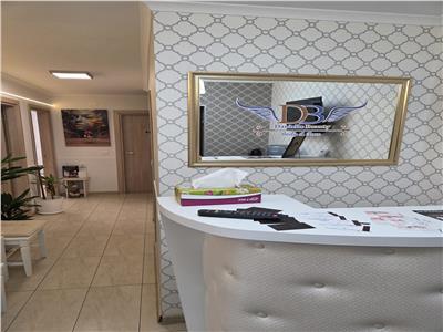Vindem apartament/spatiu salon infrumusetare in zona nord