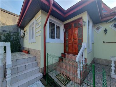 Vanzare casa și teren  in zona aparatorii patriei- berceni