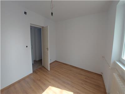 Apartament 2 camere, etaj 3, scoala 7!