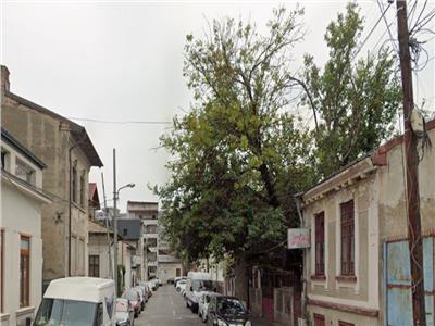 Casa si teren primarie sector 1