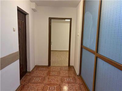 Vanzare aparatament 2 camere 13 septembrie etaj 1 suprafata 64 mp