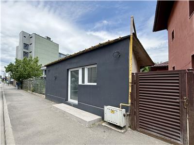 Spatiu Comercial | 20 mp | Bd. Uverturii | 20mp | 4min. autobuz 178