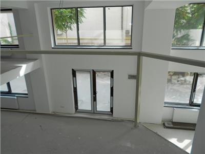 Spatiu comercial/birouri unirii / mitropolie parter+mezanin imobil nou