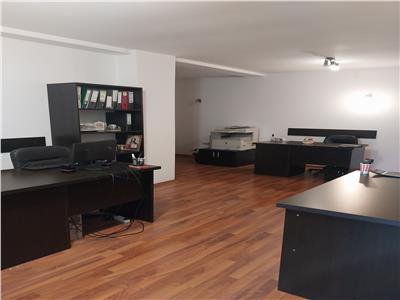 De vanzare apartament cu 4 camere conf 1 dec etaj 1 lidl nord